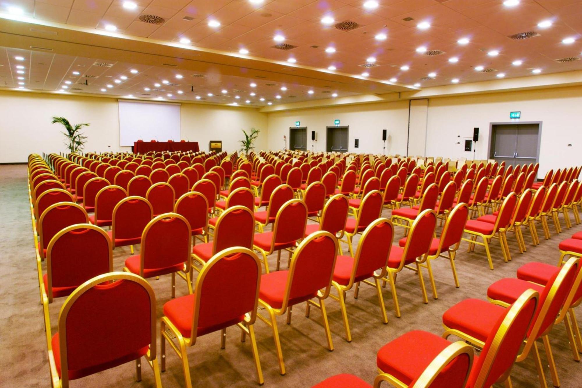 Hotel Plaza 4*